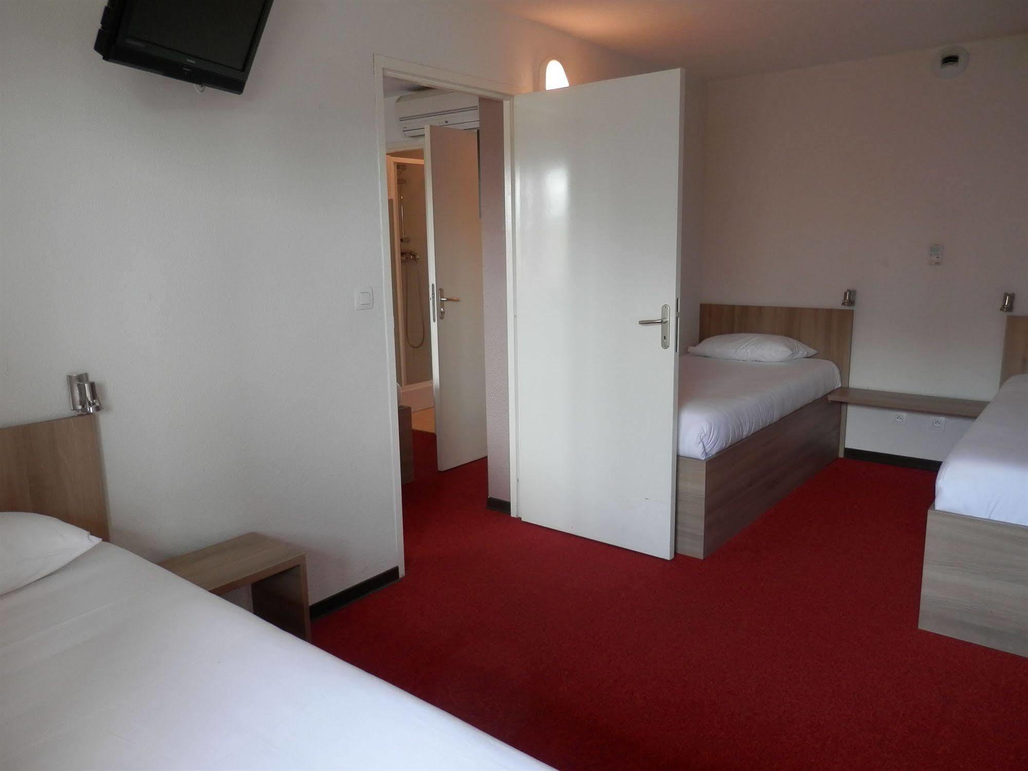 Everhotel De Tarbes-Ibos Exterior foto